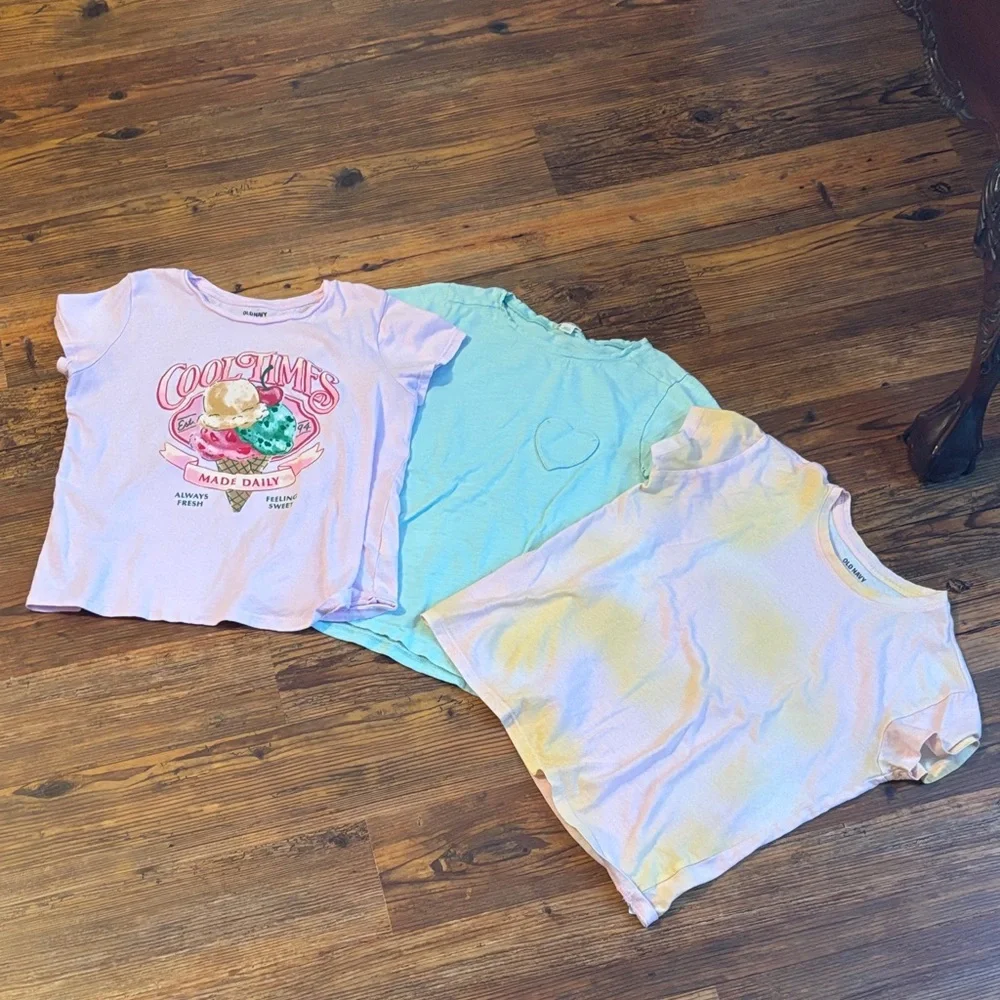 2 Old Navy Kids Short Sleeve Tees - Pink, 1 Seafoam Green Crewcuts Factory